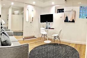 ReadySet Apartments on Anthony