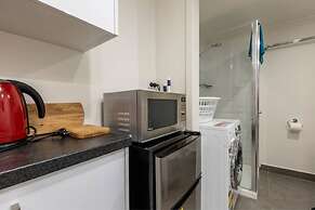 ReadySet Apartments on Anthony