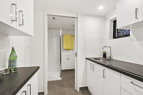 ReadySet Apartments on Anthony