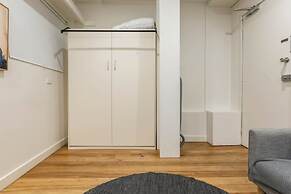 ReadySet Apartments on Anthony