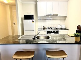 ReadySet Apartments on Kavanagh