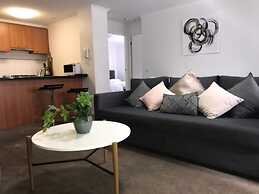 ReadySet Apartments on Kavanagh