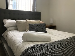 ReadySet Apartments on Kavanagh