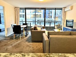 ReadySet Apartments on Kavanagh