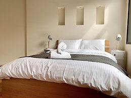 ReadySet Apartments on King