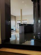 ReadySet Apartments on King