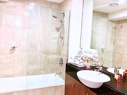 ReadySet Apartments on King