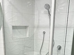 ReadySet Apartments on King