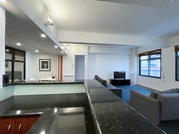 ReadySet Apartments on King