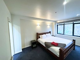 ReadySet Apartments on King