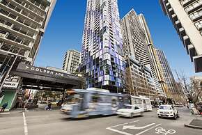 ReadySet Apartments at Lighthouse