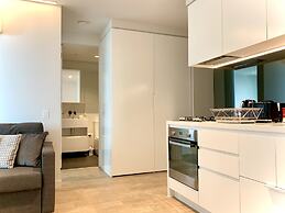 ReadySet Apartments at Lighthouse