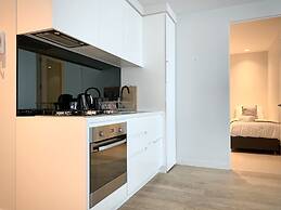 ReadySet Apartments at Lighthouse