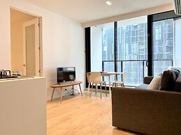 ReadySet Apartments at Lighthouse