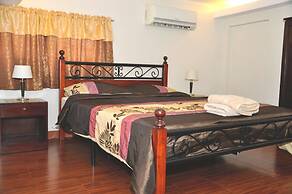 Pal-Watson Apartments