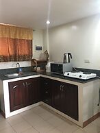 Pal-Watson Apartments