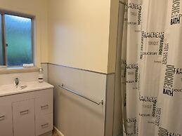 Ovensview On Riverside