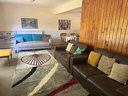 Ovensview On Riverside