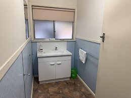 Ovensview On Riverside