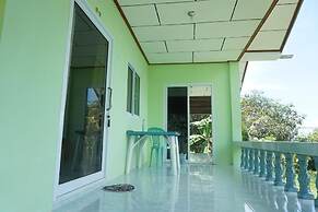 T and T House - Adults Only