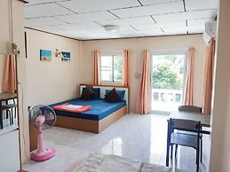 T and T House - Adults Only