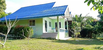 T and T House - Adults Only