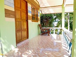 T and T House - Adults Only