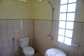 T and T House - Adults Only