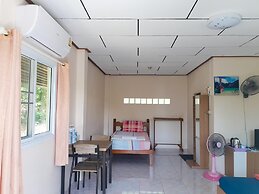 T and T House - Adults Only