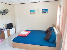 T and T House - Adults Only