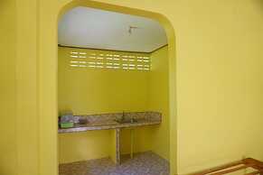 T and T House - Adults Only