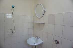 T and T House - Adults Only