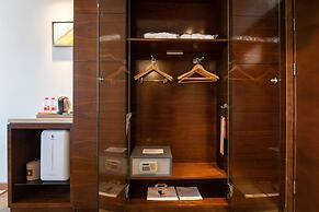 L Hotel Changsheng