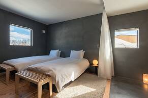 Foxwood E by H2 Life