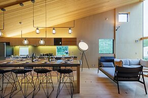 Foxwood E by H2 Life