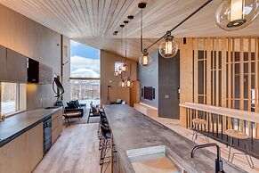 Foxwood E by H2 Life