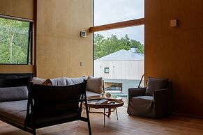 Foxwood E by H2 Life