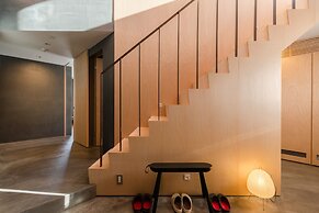 Foxwood E by H2 Life