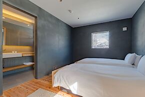 Foxwood E by H2 Life