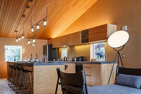 Foxwood E by H2 Life