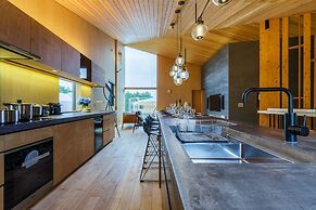 Foxwood E by H2 Life