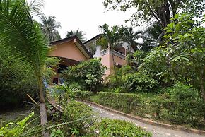 Anawin Bungalows