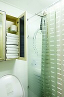 Ganderak Guesthouse - Hostel