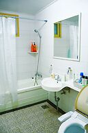 Ganderak Guesthouse - Hostel