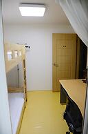 Ganderak Guesthouse - Hostel