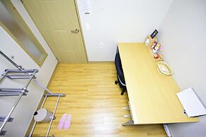 Ganderak Guesthouse - Hostel