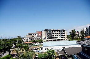 Ganderak Guesthouse - Hostel