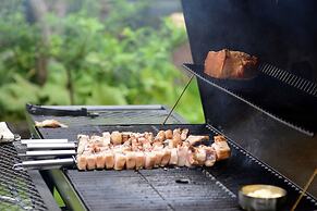 Ganderak Guesthouse - Hostel