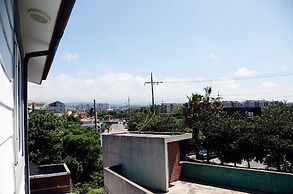 Ganderak Guesthouse - Hostel