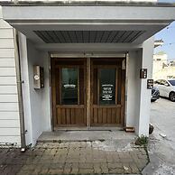 Ganderak Guesthouse - Hostel